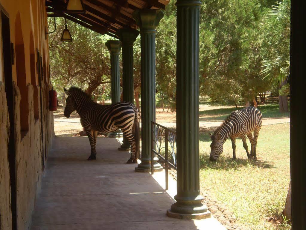 Kaazmein Lodge Λίβινγκστον Εξωτερικό φωτογραφία