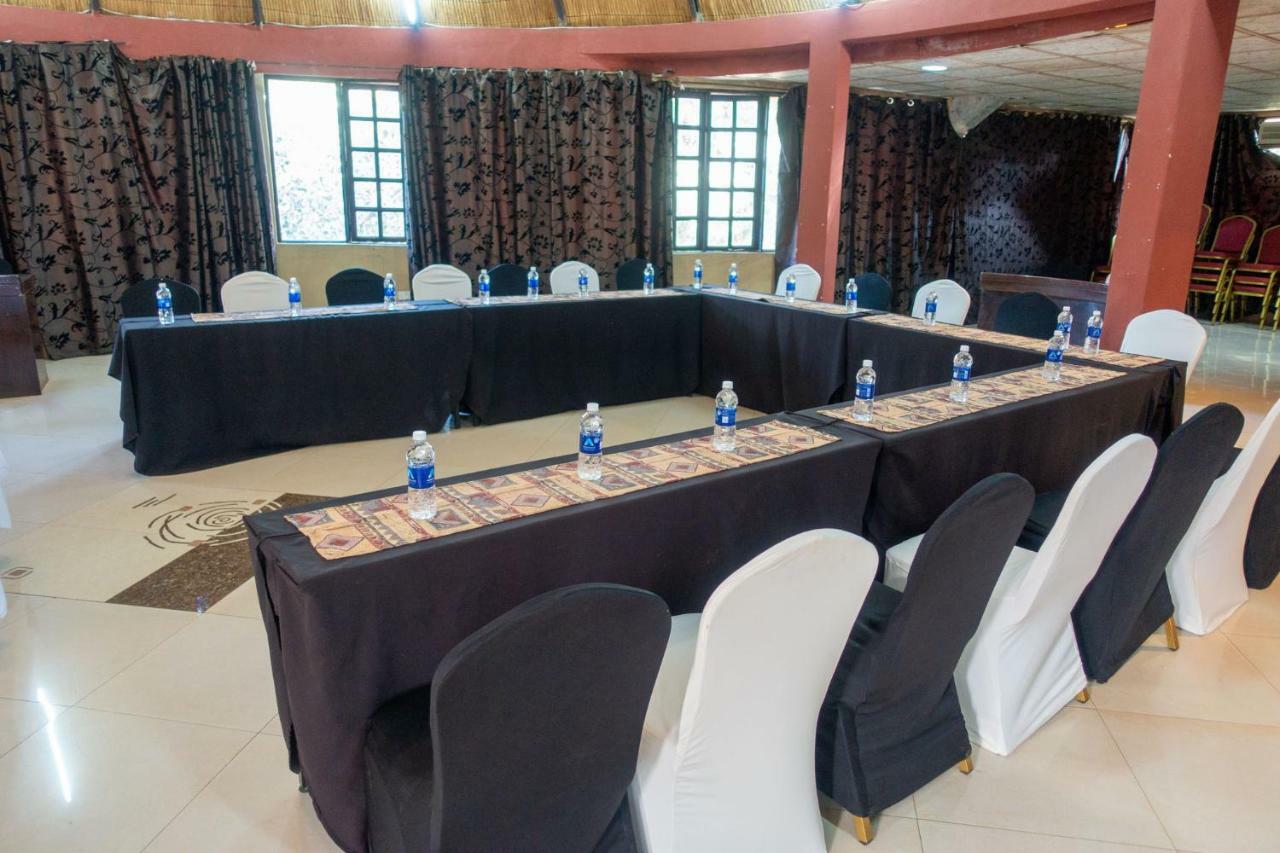 Kaazmein Lodge Λίβινγκστον Εξωτερικό φωτογραφία
