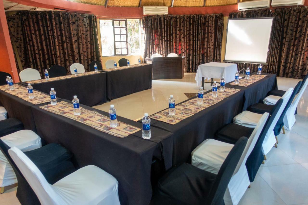 Kaazmein Lodge Λίβινγκστον Εξωτερικό φωτογραφία